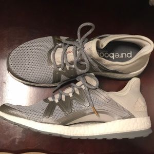 Adidas Women’s Pure Boost endless energy shoes 10
